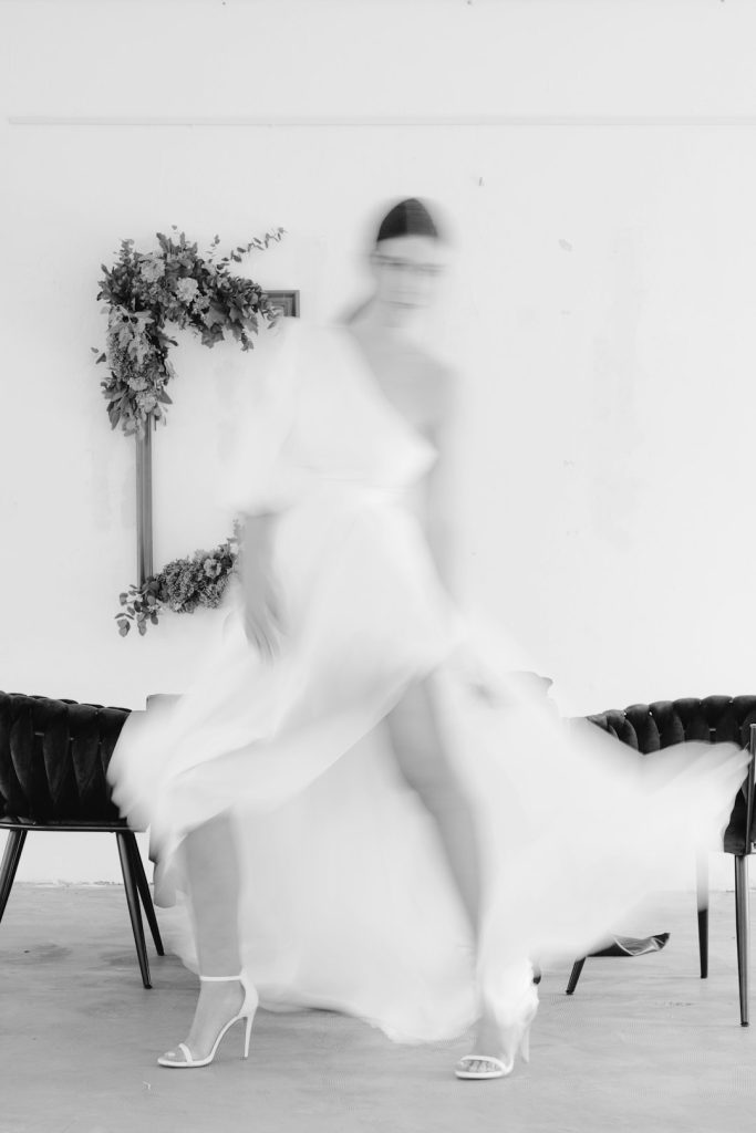 a-person-in-a-white-dress-j-88c3mlmbe